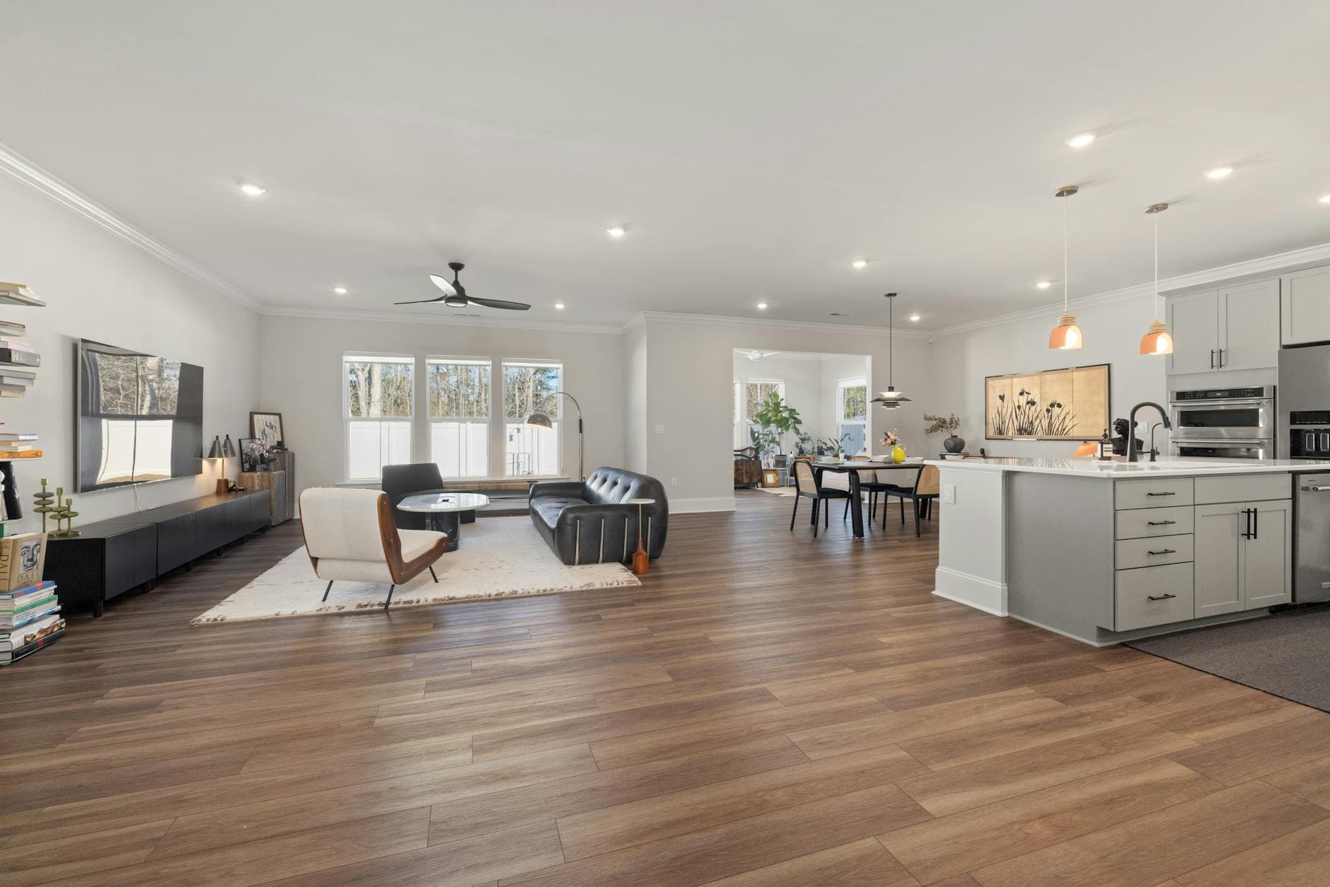 Modern home remodel by Eco Grizzly