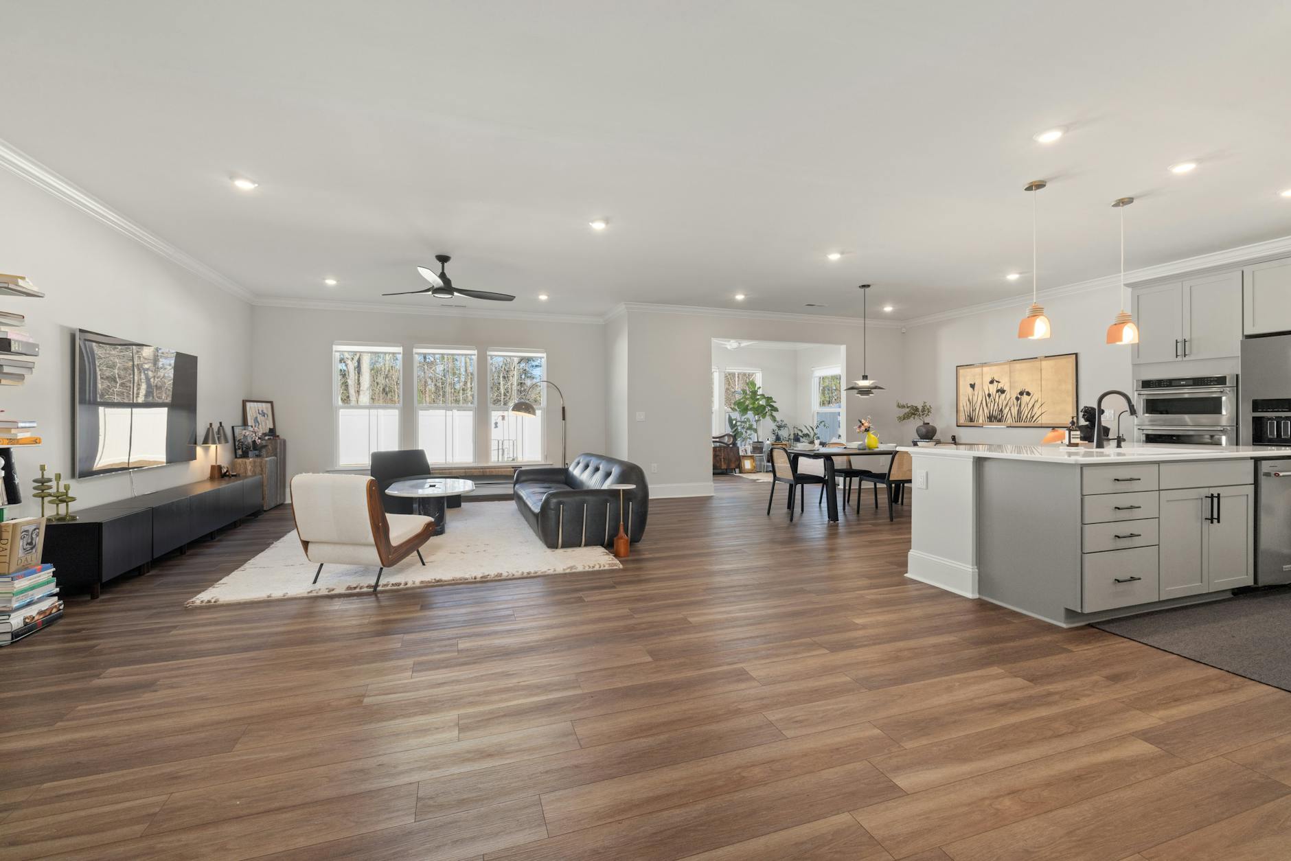 Modern home remodel by Eco Grizzly